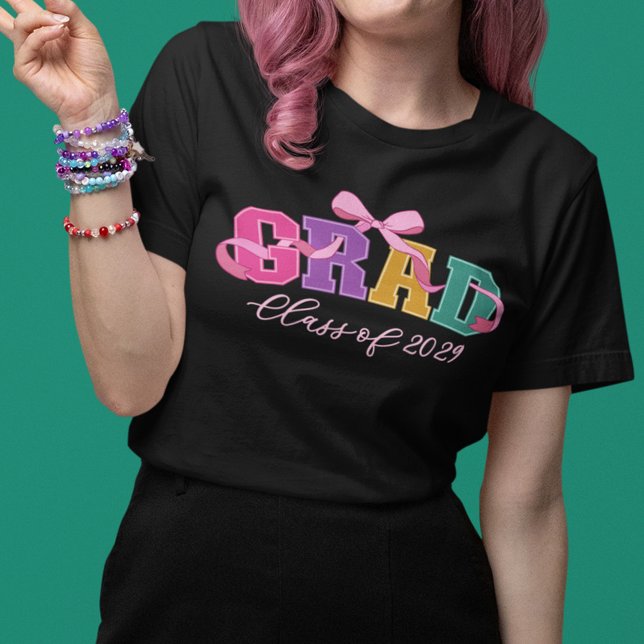 Camiseta Triblenda Pink Bow Varsity Letter Grad Class of Year (Subido por el creador)