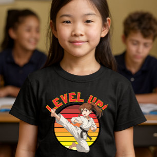 Camiseta Triblenda Plantilla de anime de chica de karate en puesta de