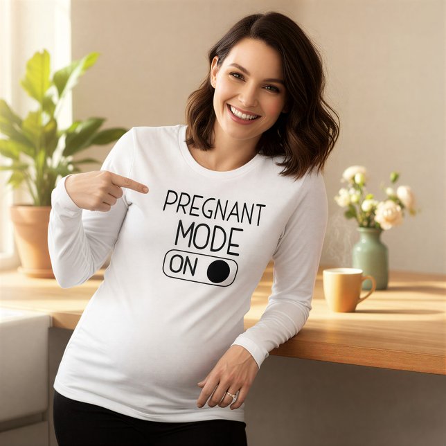 Camiseta Triblenda "Pregnant Mode On" Baby Announcement | Maternity (Subido por el creador)