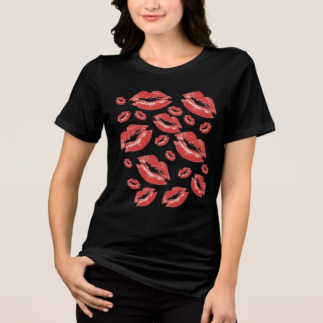 Camiseta Triblenda Red Lip Print Flirtatious Fun (Anverso)