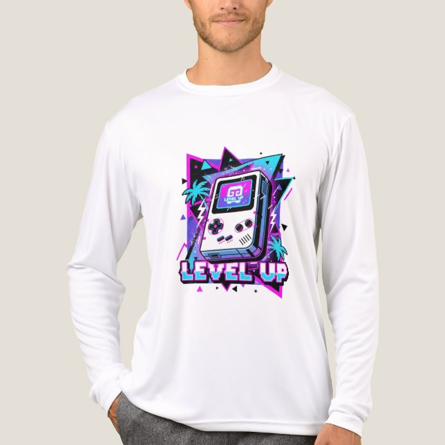 Camiseta Triblenda Retro Arcade: The "Level Up" Synthwave Tee (Anverso )