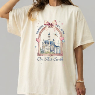 Camiseta Triblenda Retro Happiest Mom on Earth Shirt, Coquette Bow Di