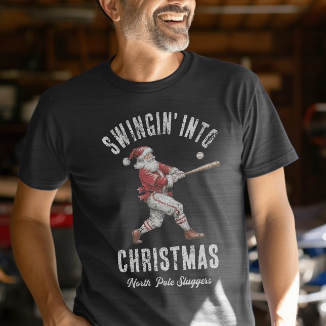 Camiseta Triblenda Santa Baseball “Swingin’ Into Christmas” Holiday (Subido por el creador)