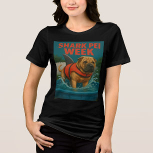 Camiseta Triblenda Semana del Tiburón Pei: Terror en el patio trasero