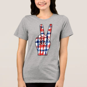 Camiseta Triblenda Señal de Paz Patriótica Mano Patrón de Bandera Abs