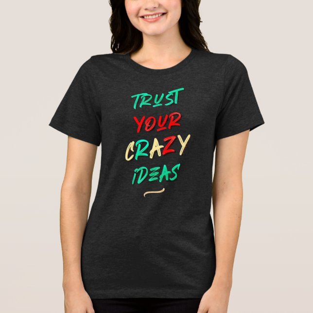 Camiseta Triblenda "ser mujeres fuertes motivación inspiradora negra (Anverso)