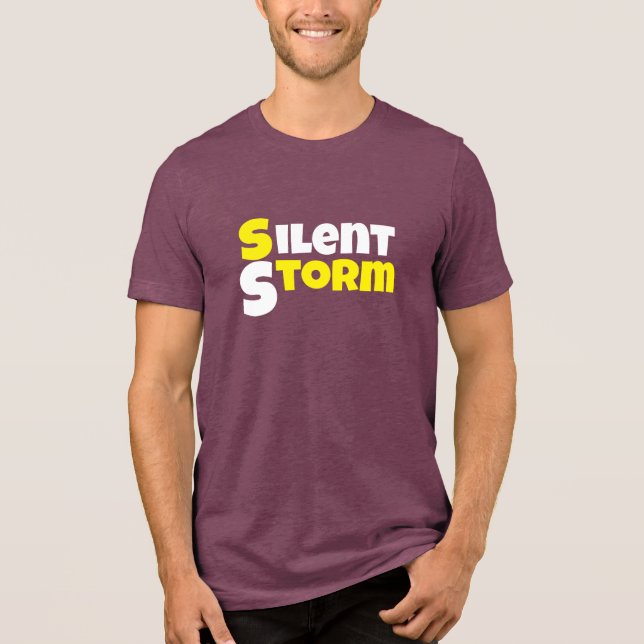 Camiseta Triblenda Silent Storm | Aesthetic Moody Minimalist Typograp (Anverso)