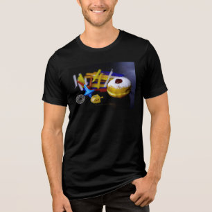 Camiseta Triblenda SlipperyJoe naturaleza muerta simbólica de Hanukka