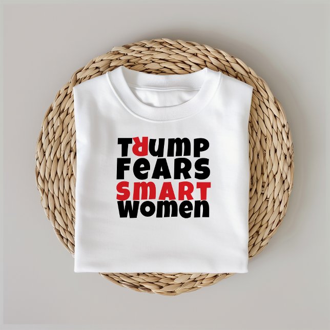 Camiseta Triblenda Slogan de protesta feminista anti Trump negro rojo (Subido por el creador)