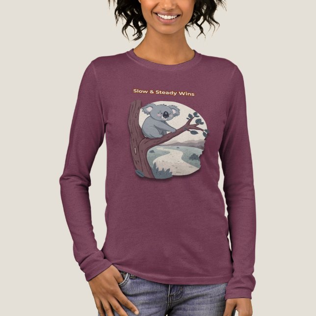 Camiseta Triblenda **"Slow & Steady Wins – Motivational Cute Koala "* (Anverso)
