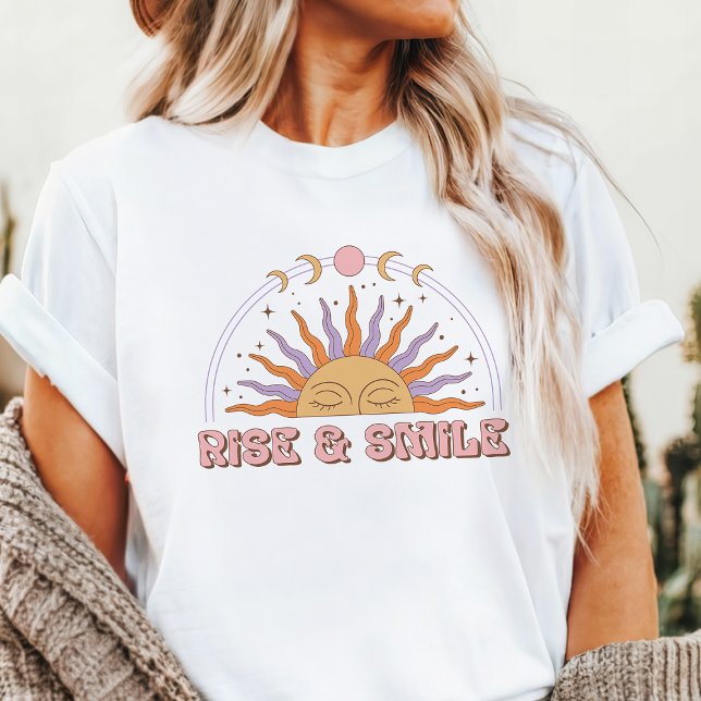 Camiseta Triblenda Sol Retro Boho Rise & Smile (Subido por el creador)