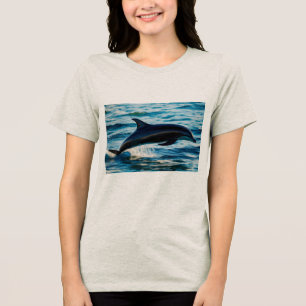 Camiseta Triblenda Sombra del Mar: El Delfín Negro