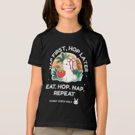 Camiseta Triblenda Strawberry Dream Bunny