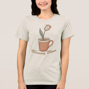 Camiseta Triblenda Taza de café de flor de tulipán minimalista person