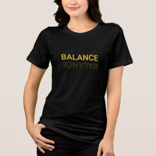 Camiseta Triblenda Tee de tipografía de BALANCE en comfy Tri-Blend