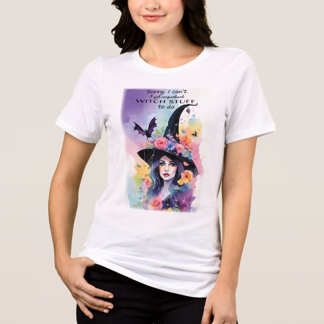 Camiseta Triblenda Tengo Cosas De Brujas Importantes Para Halloween (Anverso)