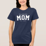 Camiseta Triblenda Texto blanco personalizado simple y monótono de ma<br><div class="desc">Diseñado para coordinar con la colección de ducha de bebé de Lea Delaveris Design, esta camiseta de mamá del equipo es un regalo perfecto para una madre o madre nueva. También es genial para usar en la ducha de bebé, este diseño de camisetas deportivo incluye un "nombre de equipo" en...</div>