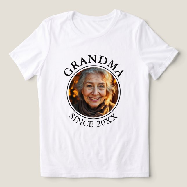 Camiseta Triblenda Texto negro simple y abuela fotográfica desde (Diseño delantero )