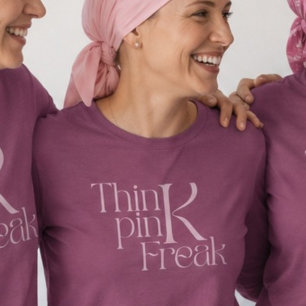 Camiseta Triblenda Tipografía Moderna y Atrevida en Rosa