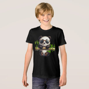 Camiseta Triblenda Un lindo panda con gafas colgando de un bambú