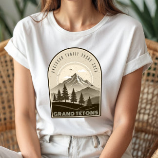 Camiseta Triblenda Vacaciones Familiares en Retro Mountain Brown ID11