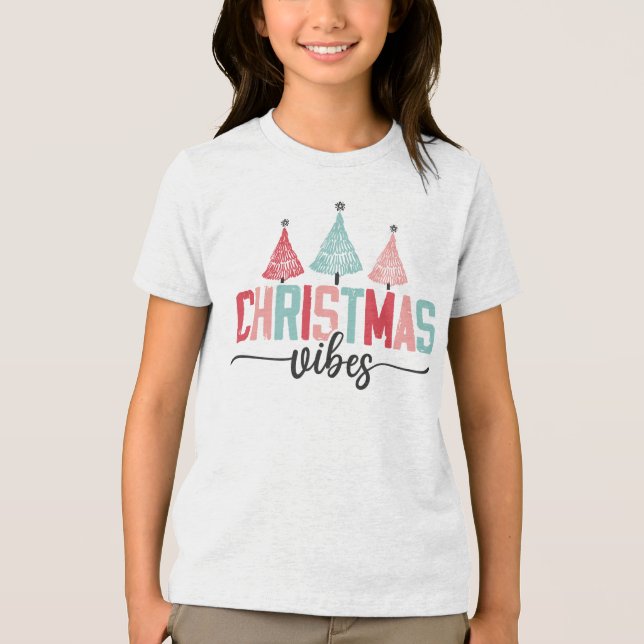 Camiseta Triblenda Vibes de navidades - Diseño de árboles festivos (Anverso)