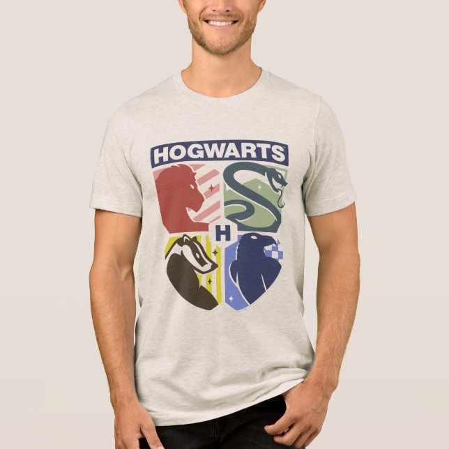 Camiseta Triblenda Vintage HOGWARTS™ Stamped Crest (Anverso)