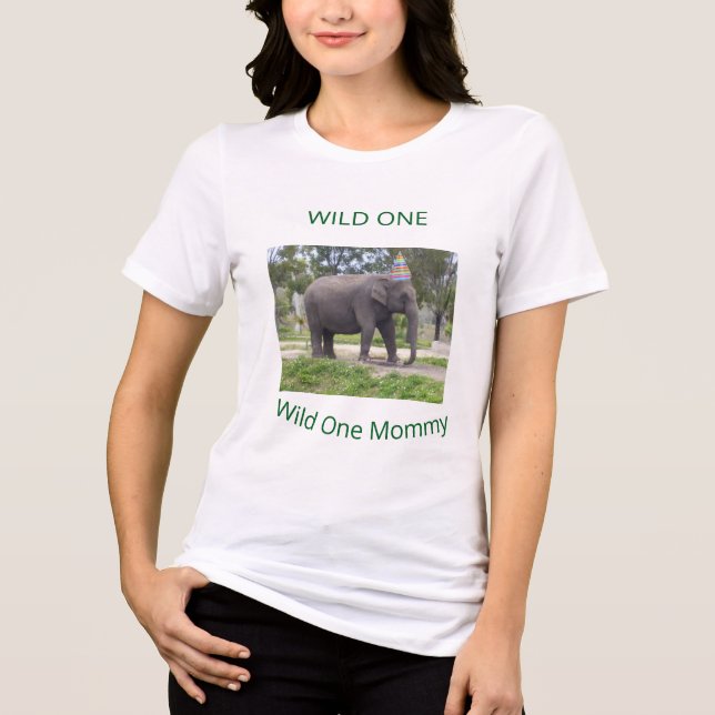 Camiseta Triblenda Wild One Elephant Mom Celebration (Anverso)