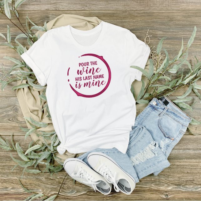 Camiseta Triblenda Wine-Themed Bride (Wine-themed Bride T-shirt)