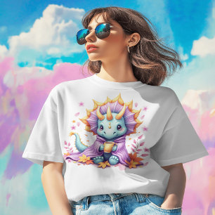 Camiseta Triceratops envuelto en una manta, bebiendo café