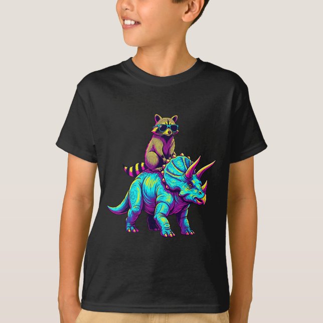 Camiseta Triceratops Mapache Caos de Dinosaurios  (Anverso)
