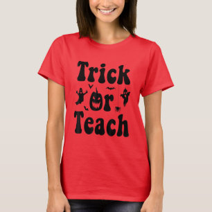 Camiseta Trick Or Teach Funny Rainbow Halloween Teacher