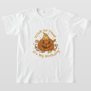 Camiseta Trick or Treat Halloween Birthday T-Shirt