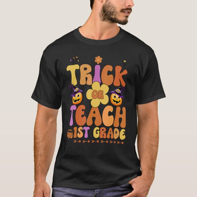 Camiseta Trick Retro O Teach Ghost Maestre de primer grado  (Anverso)