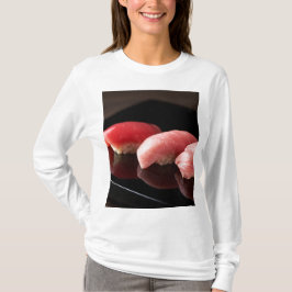 Camiseta Trio of Tuna – Serene Red Beauty