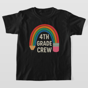 Camiseta Tripulación de 4to Grado Con Lápiz de Arcoíris De