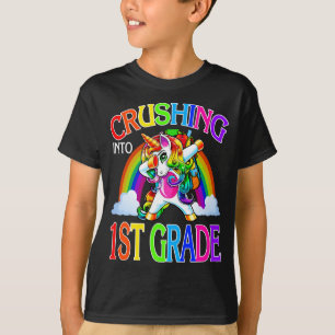 Camiseta Trituración en primer grado de Unicornio de vuelta
