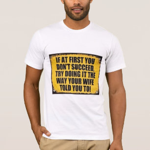 Camiseta Triunfar divertido signo descarado