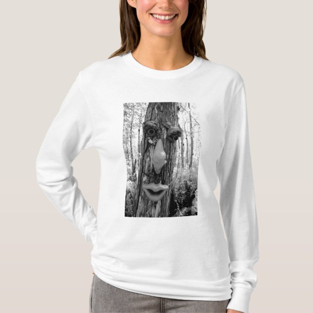 Camiseta Troll de árbol en un árbol Big Cypress. (Anverso)