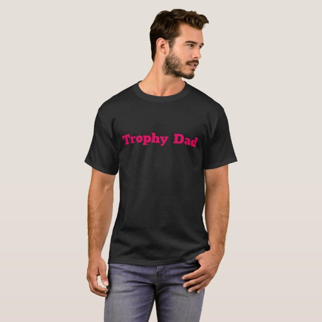 Camiseta Trophy Dad Red Quote Block Script T-Shirt (Anverso completo)