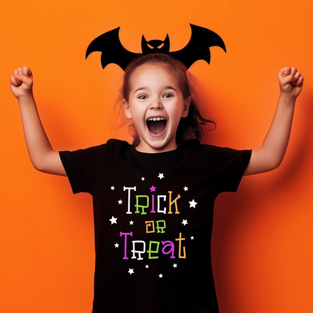 Camiseta Truco de diversión de Halloween o estrellas de reg (Halloween fun trick or treat stars T-Shirt)