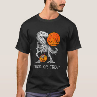 Camiseta Truco de Halloween o trato de Dinosaur Skeleton re