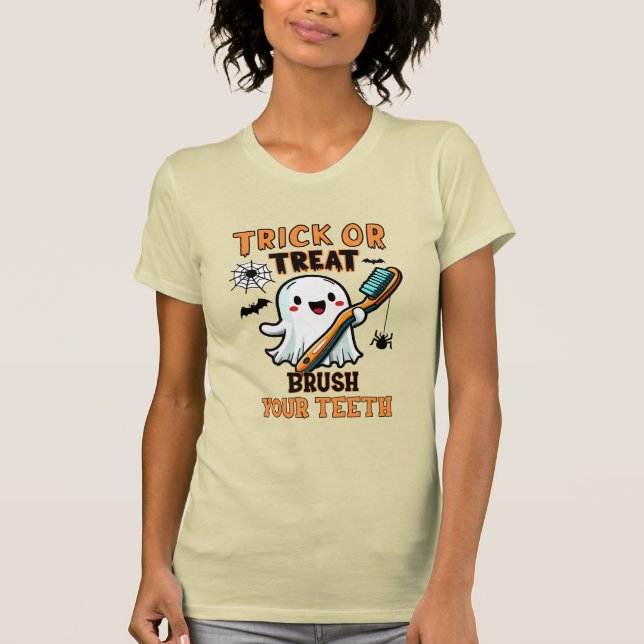 Camiseta Truco o trato cepillarse los dientes Curar Hallowe (Anverso)