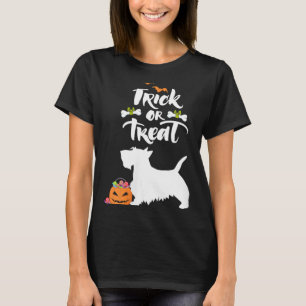 Camiseta Truco o trato de mujeres Scottie Terrier Escocés P
