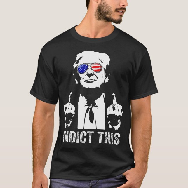 Camiseta Trump acusa esto (Anverso)