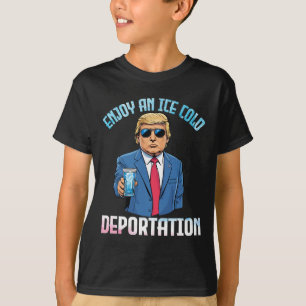 Camiseta Trump bebiendo disfruta de una deportación helada 