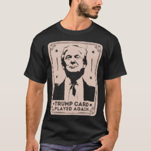 Camiseta Trump Card retomó ingenioso diseño político para