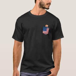 Camiseta Trump En Su Bolsillo De Peeking De Trump 2024
