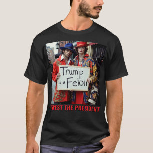 Camiseta Trump es un impostor temerario
