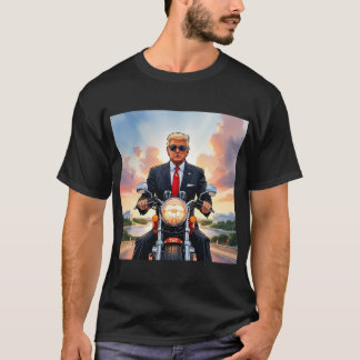 Camiseta Trump monta en motocicleta en el Capitolio de Esta